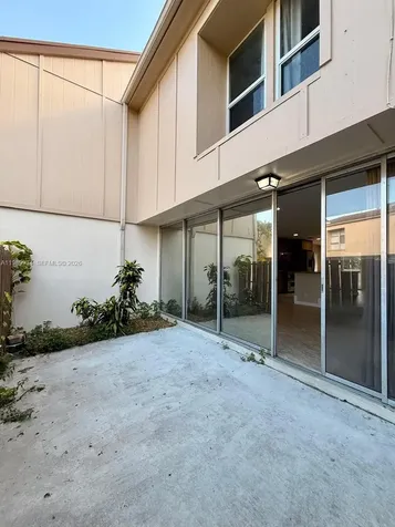 833 NW 81st Terrace Plantation FL 33324