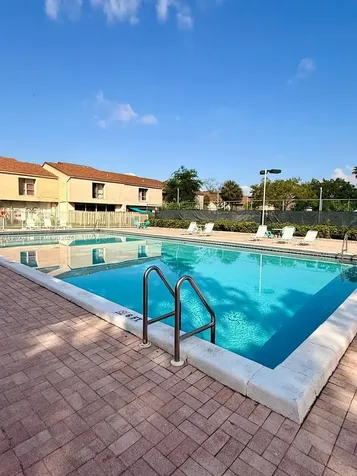 833 NW 81st Terrace Plantation FL 33324