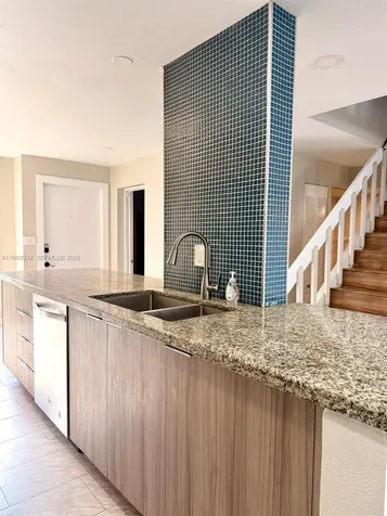 833 NW 81st Terrace Plantation FL 33324