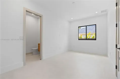 6221 SW 60th Street South Miami FL 33143