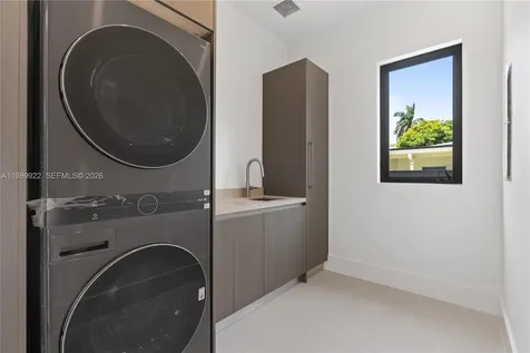 6221 SW 60th Street South Miami FL 33143