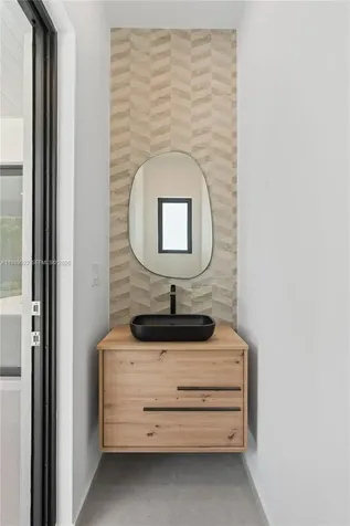 6221 SW 60th Street South Miami FL 33143
