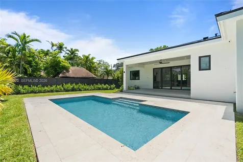 6221 SW 60th Street South Miami FL 33143