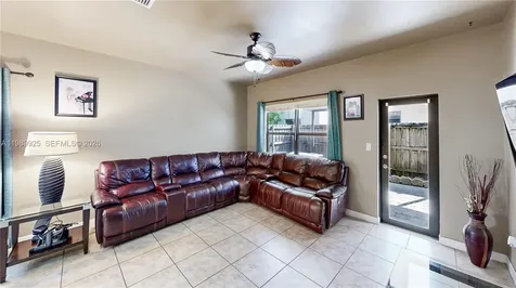 729 SE 34th Avenue Homestead FL 33033