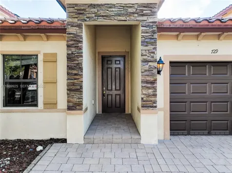 729 SE 34th Avenue Homestead FL 33033