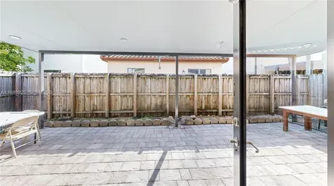 729 SE 34th Avenue Homestead FL 33033