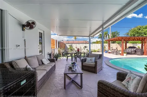 10941 SW 180th Street Miami FL 33157