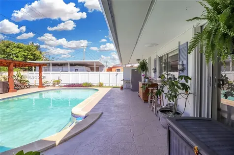 10941 SW 180th Street Miami FL 33157
