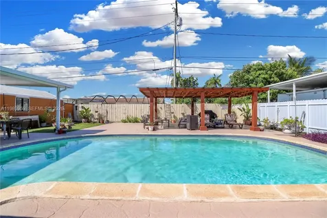 10941 SW 180th Street Miami FL 33157