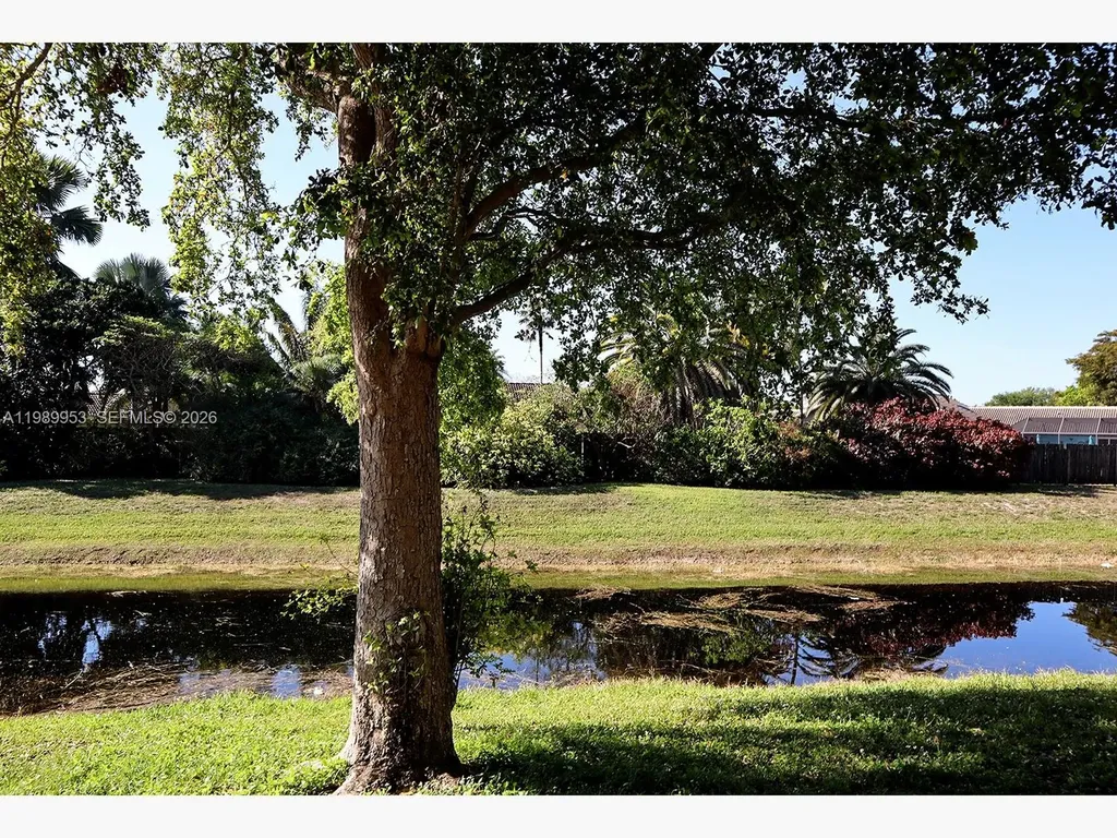 11484 Royal Palm Boulevard Coral Springs FL 33065