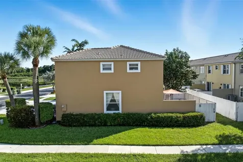 15462 NW 14th Court Pembroke Pines FL 33028