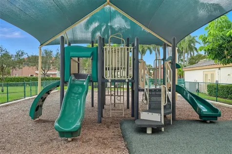 15462 NW 14th Court Pembroke Pines FL 33028