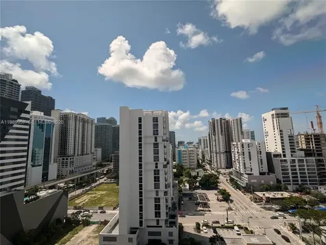 175 SW 7th Street Miami FL 33130