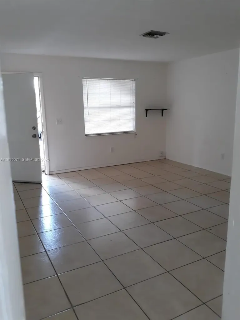 4380 Lakewood Road Lake Worth FL 33461