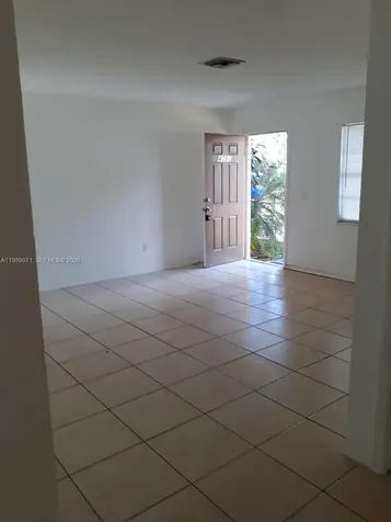 4380 Lakewood Road Lake Worth FL 33461
