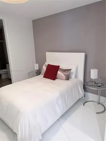 15811 Collins Avenue Sunny Isles Beach FL 33160