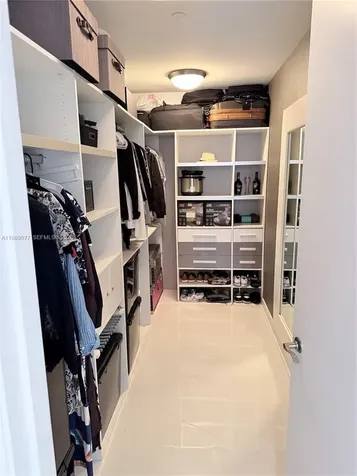 15811 Collins Avenue Sunny Isles Beach FL 33160
