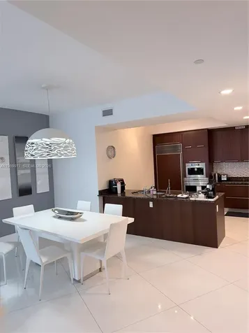 15811 Collins Avenue Sunny Isles Beach FL 33160