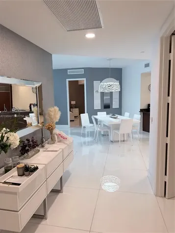 15811 Collins Avenue Sunny Isles Beach FL 33160
