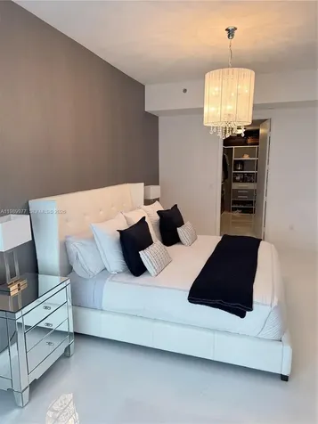 15811 Collins Avenue Sunny Isles Beach FL 33160