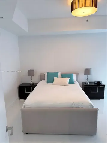 15811 Collins Avenue Sunny Isles Beach FL 33160