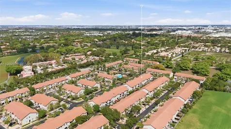 10319 NW 30th Terrace Doral FL 33172