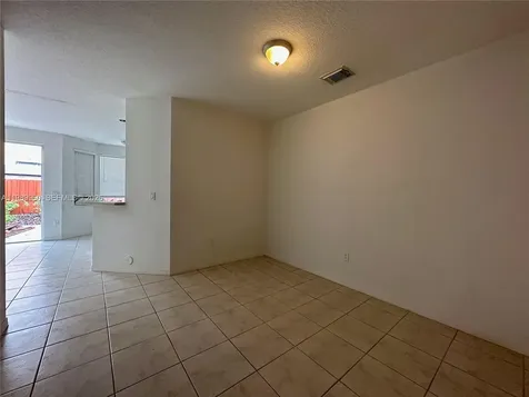 16602 SW 78th Terrace Miami FL 33193