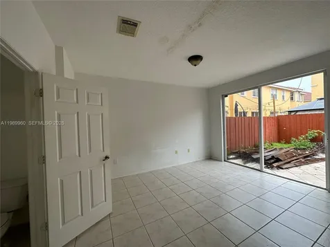 16602 SW 78th Terrace Miami FL 33193