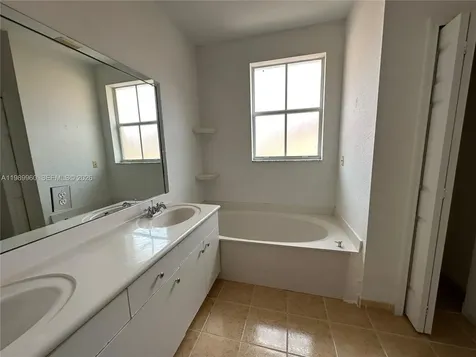 16602 SW 78th Terrace Miami FL 33193