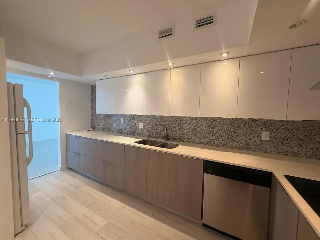 4001 S Ocean Drive Hollywood FL 33019