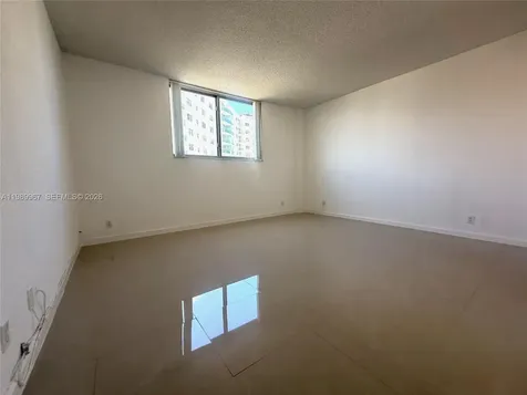 4001 S Ocean Drive Hollywood FL 33019