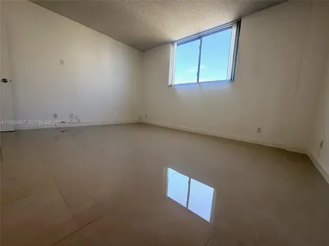 4001 S Ocean Drive Hollywood FL 33019
