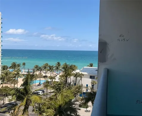 4001 S Ocean Drive Hollywood FL 33019