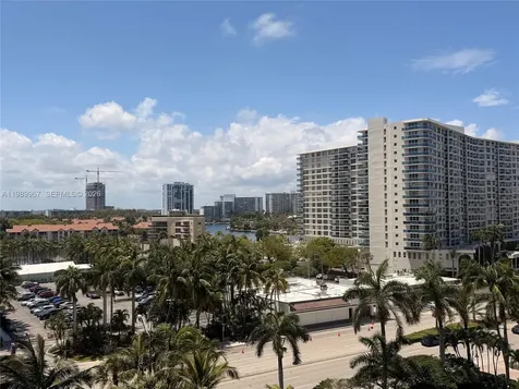 4001 S Ocean Drive Hollywood FL 33019