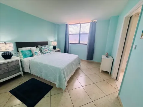 290 174th Street Sunny Isles Beach FL 33160