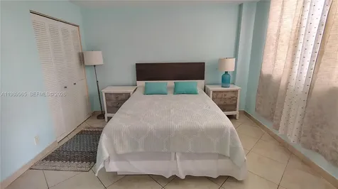 290 174th Street Sunny Isles Beach FL 33160