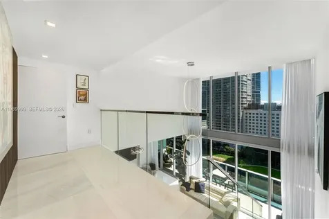 200 Biscayne Boulevard Way Miami FL 33131