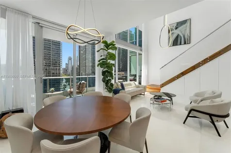 200 Biscayne Boulevard Way Miami FL 33131
