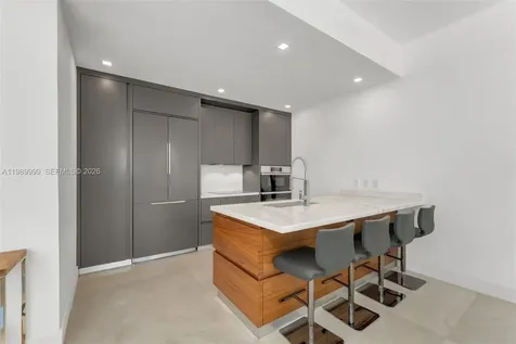 200 Biscayne Boulevard Way Miami FL 33131