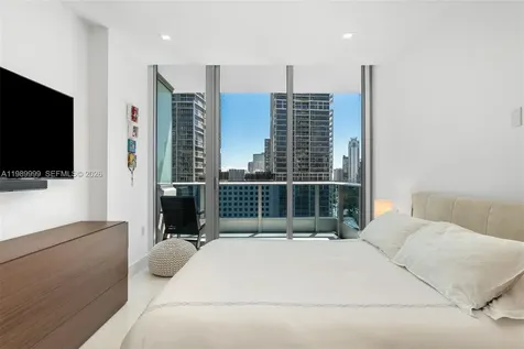 200 Biscayne Boulevard Way Miami FL 33131