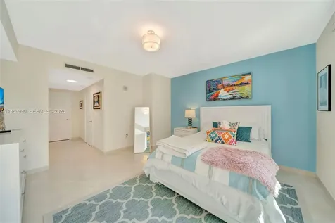 7355 SW 89th Street Miami FL 33156