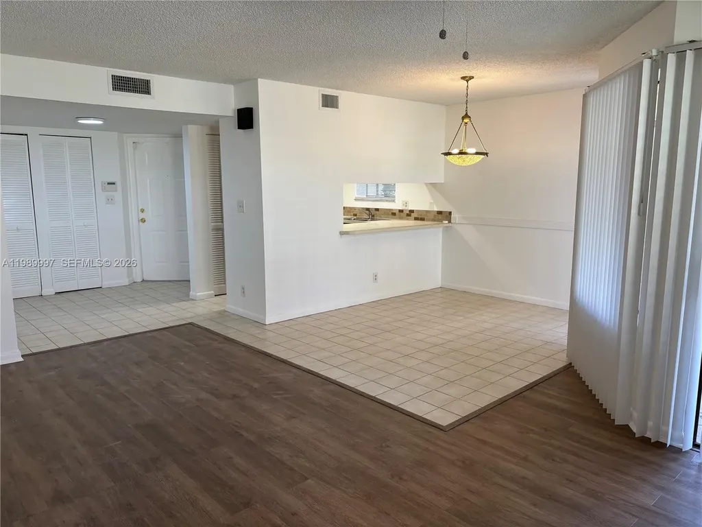 8444 Shadow Court Coral Springs FL 33071