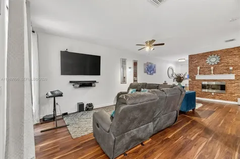 330 NW 33rd Lane Pompano Beach FL 33069