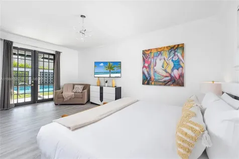 472 Sunset Drive Hallandale Beach FL 33009