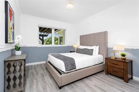 472 Sunset Drive Hallandale Beach FL 33009