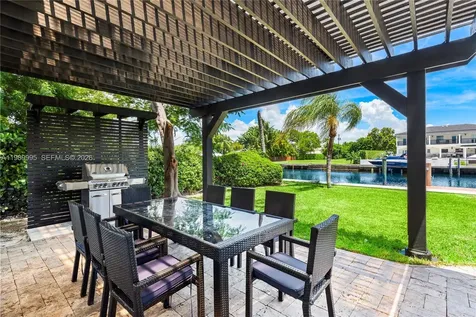 472 Sunset Drive Hallandale Beach FL 33009