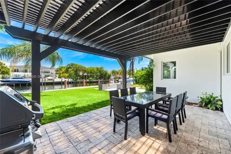 472 Sunset Drive Hallandale Beach FL 33009
