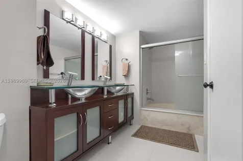 18151 NE 31st Court Aventura FL 33160
