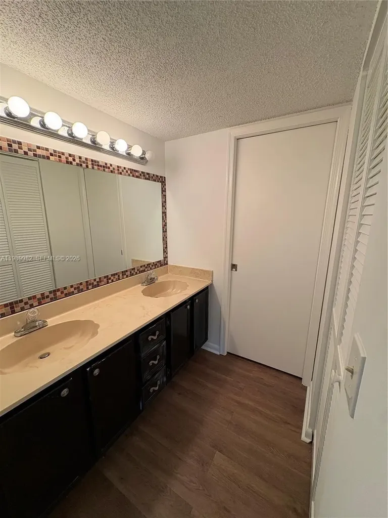 8444 Shadow Court Coral Springs FL 33071