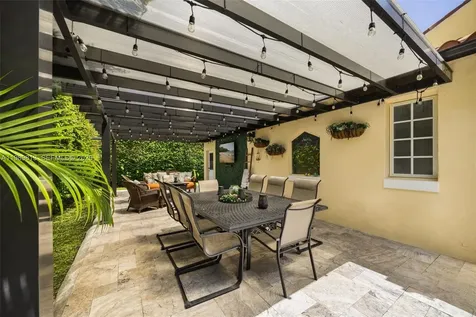 4206 Alhambra Circle Coral Gables FL 33146